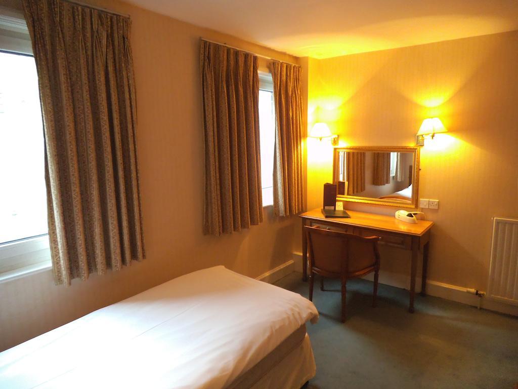 Southampton Park Hotel Стая снимка